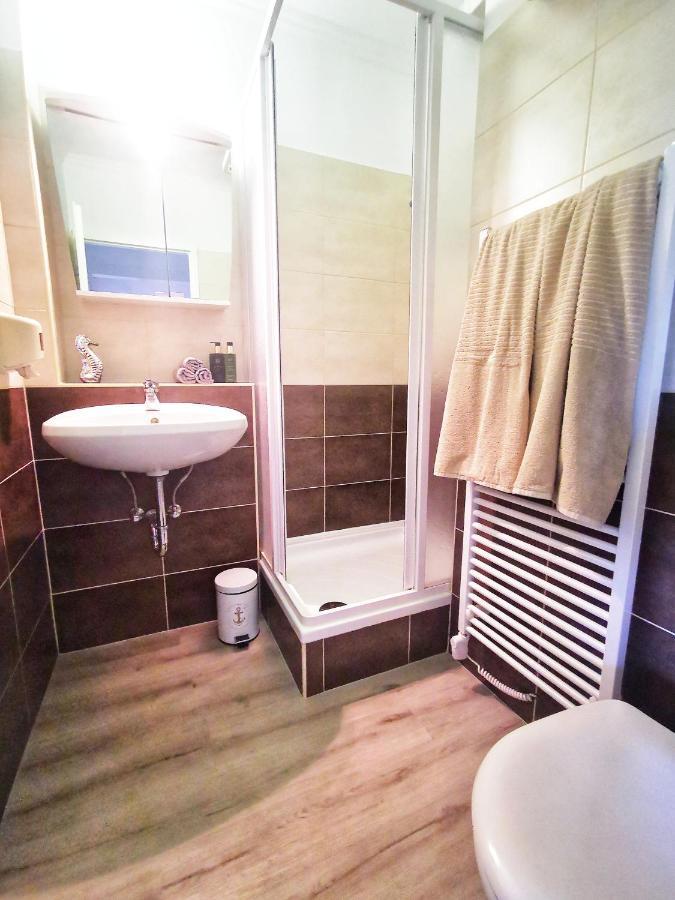 Szin-Aranyhid Apartman シオーフォク エクステリア 写真